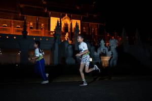 BIB: 
                            <button type="button" onclick="openModal(22280682)" class="btn btn-primary btn-sm float-right btn-popup" data-toggle="modal" data-target=".modal-high-quality">
                        <i class="fas fa-shopping-cart"></i> Add to Cart
                    </button>
                                            <button type="button" onclick="isThisMe(22280682, true)" class="btn btn-success btn-sm float-right btn-popup btn-isme hidden" data-toggle="tooltip" data-placement="bottom" title="นี่คือรูปของคุณใช่ไหม คลิกที่นี่เพื่อเอาเข้าอัลบั้ม">
                        <i class="fas fa-plus"></i> Add to album
                    </button>
                    <button type="button" onclick="isThisMe(22280682, false)" class="btn btn-warning btn-sm float-right btn-popup btn-isnotme hidden">
                        <i class="fas fa-ban"></i> Remove from album
                    </button>